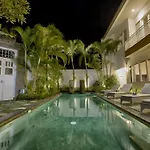 Decasa Seminyak